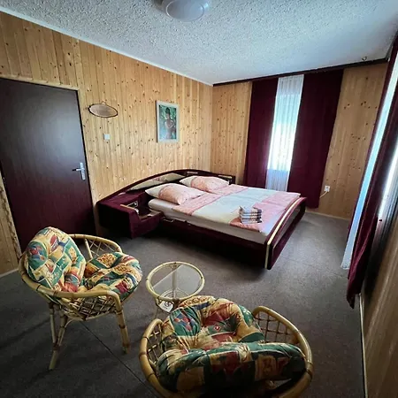 Apartmany Merkel Broumov Exterior photo